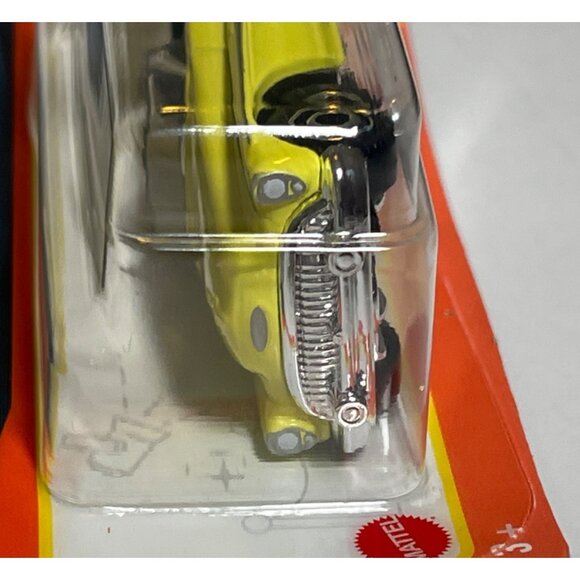 Matchbox 1953 Buick Skylark Convertible Yellow 70 Years 1:64 Diecast Car - Picture 7 of 9